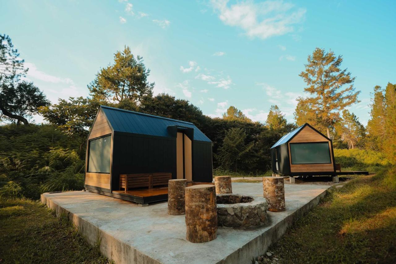 Bobocabin Kaldera, Toba Parmonangan Luaran gambar